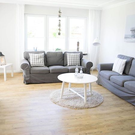 Nordic Im Deichhaus Apartment Husum  Bagian luar foto