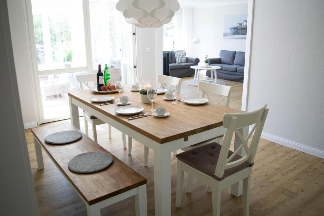 Nordic Im Deichhaus Apartment Husum  Bagian luar foto