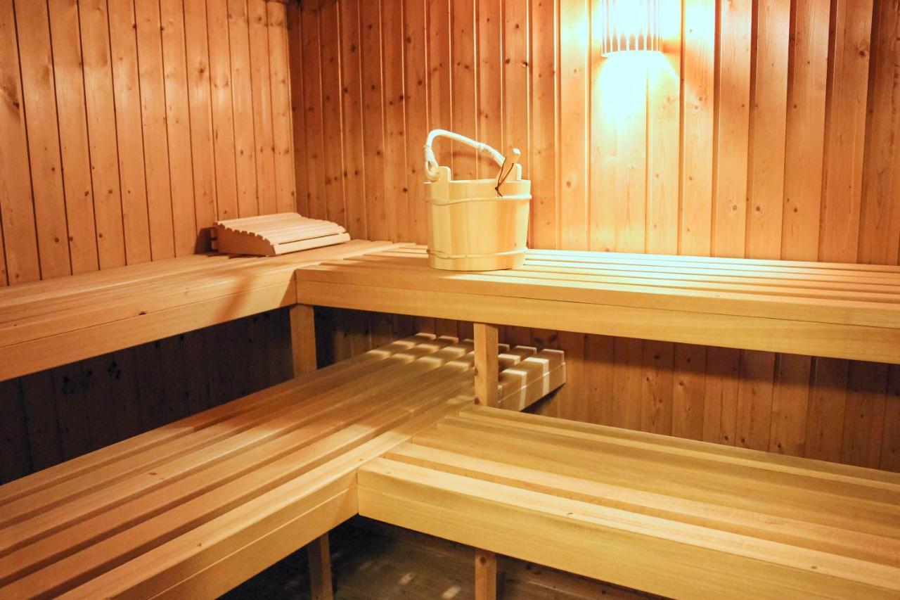 Nordic Im Deichhaus Apartment Husum  Bagian luar foto