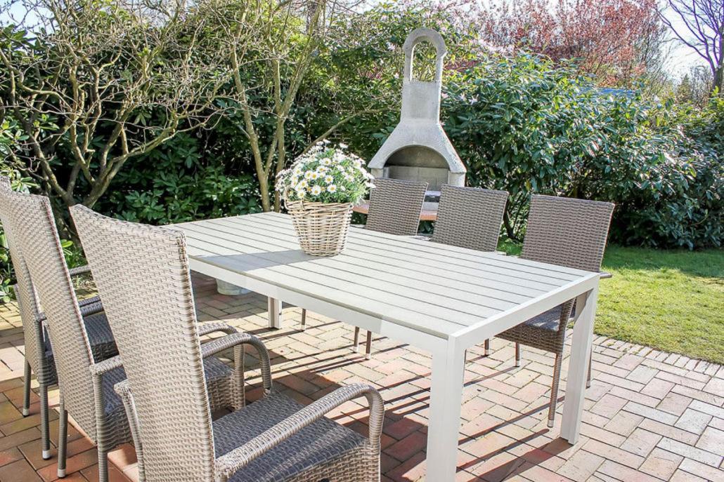 Nordic Im Deichhaus Apartment Husum  Bagian luar foto